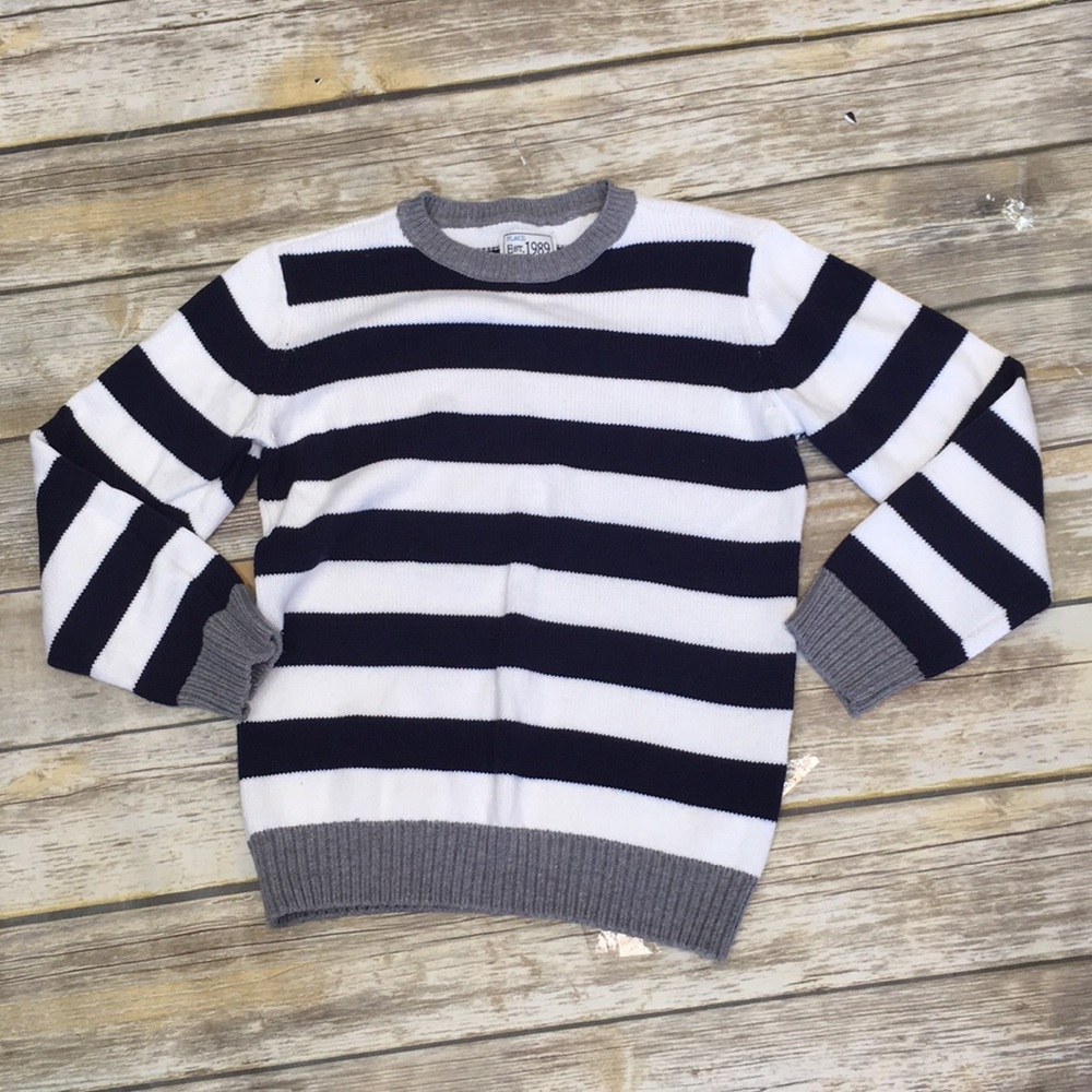 Children’s Place Sweater - Picture 1 of 4